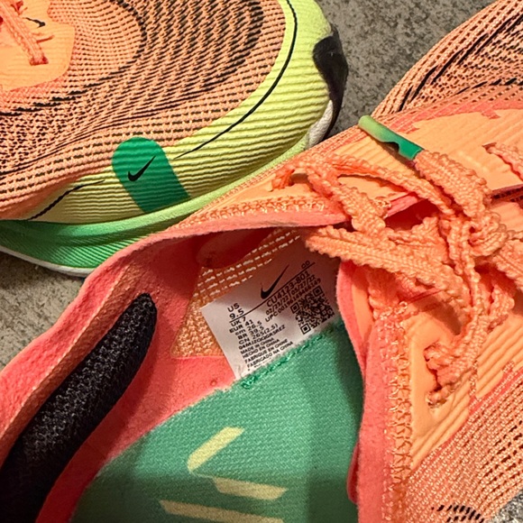 Nike zoom x vaporfly 2% - Picture 3 of 10